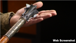 Пернач для кримських татар був зброєю, а для козаків – клейнодом