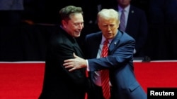 Președintele SUA, Donald Trump, și Elon Musk