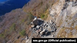 ფოტო არქივიდან. სამეგრელო-ზემო სვანეთის გზა