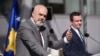 Kryeministri i Kosovës, Albin Kurti, dhe ai i Shqipërisë, Edi Rama. Fotografi nga arkivi.

