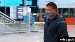 Дилшод Нурматов после возвращения из Душанбе в Москву. 
