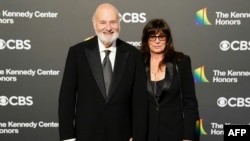 راب راینر در کنار همسرش، میشل