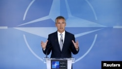 იენს სტოლტენბერგი