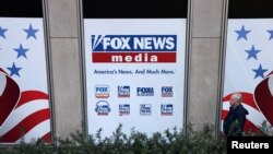 Fox News a făcut o înțelegere de ultim moment cu firma Dominion, în valoare de 787 de milioane de dolari, pentru a evita un proces de defăimare.