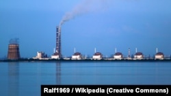 Запорожката АЕЦ. Снимката е от 2009 г.