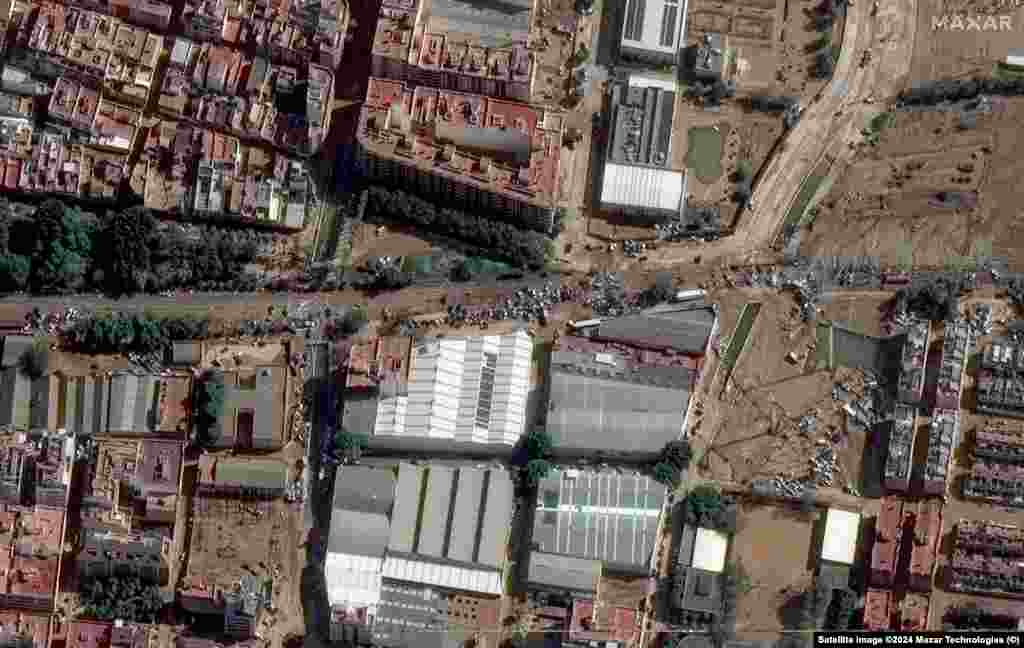 Municipalitatea Alfafar din Valencia înainte de inundații.18 octombrie 2024. Și după aceea - în fotografia din 31 octombrie 2024. &nbsp;