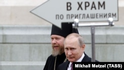 Митрополит Тихон (Шевкунов) с президентом Владимиром Путиным