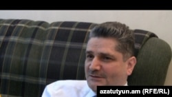 Премьер-министр Армении Тигран Саргсян в ереванском бюро армянской службы Радио Свобода, 7 мая 2011 г. 