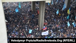 Кырым Радасы янында узган митинг, 26 февраль, 2014