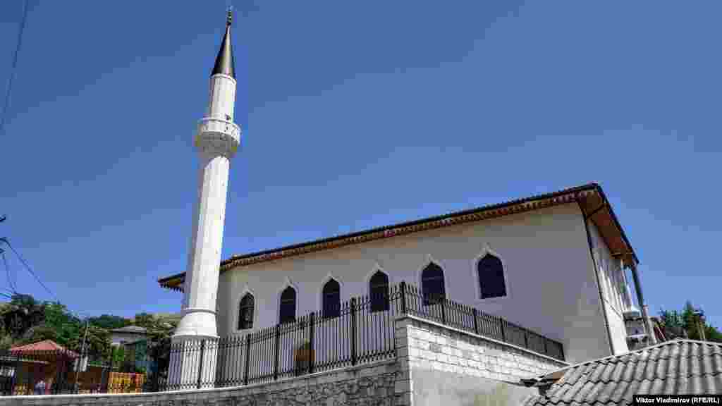 Qırım hanlığı vaqtında o esas cuma camisi sayıla edi