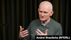 Алесь Бяляцкі