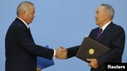 Ислам Каримов и Нурсултан Назарбаев. 