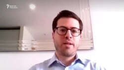 "Чек арадагы кырдаалга эки өлкөнүн бийлиги жооптуу"