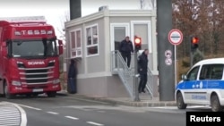 Kufiri Kosovë - Serbi, pikëkalimi në Merdare.