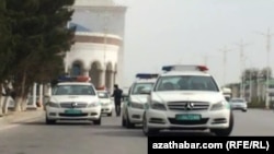 Полицейский рейд, Ашхабад, 6 мая, 2019  