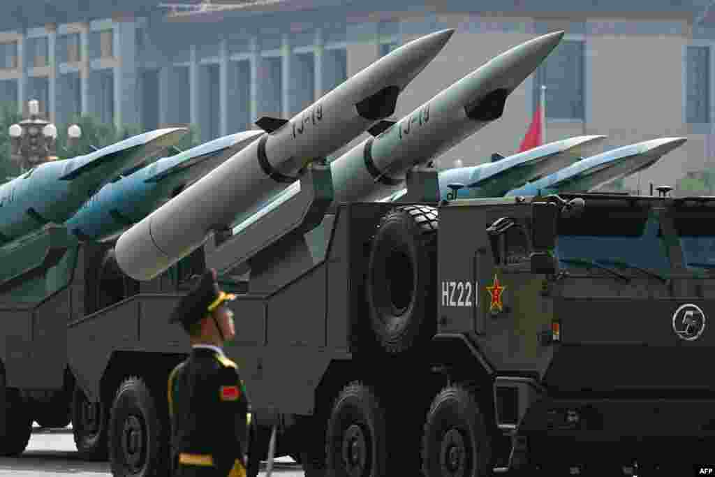 90-минутное мероприятие предоставило Китаю возможность продемонстрировать свою военную мощь и собрать дружественных лидеров, послав сообщение всему миру.