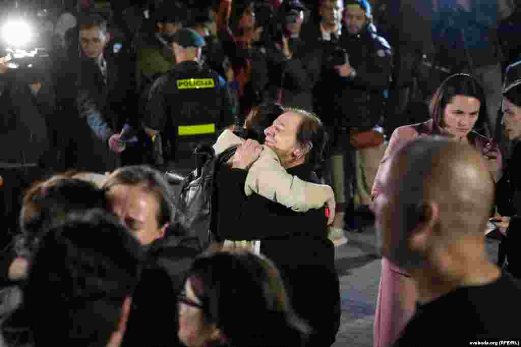 Першыя абдымкі