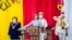 24 decembrie 2020. Președinta Maia Sandu depunând jurământul, secondată de președinta Curții Constituționale, Domnica Manole