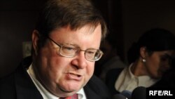 რობერტ სიმონსი