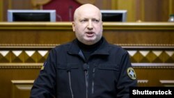 Турчинов: пропонуємо і нашим партнерам взяти участь у цьому проході